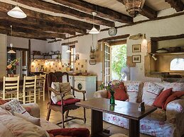 Beautiful Property With Three Houses, Three Swimming Pools, and Magnif