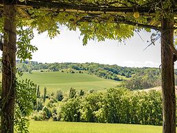 Beautiful Property With Three Houses, Three Swimming Pools, and Magnif