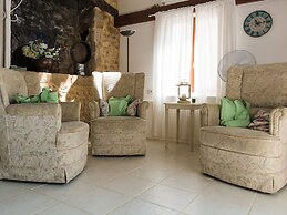 Beautiful Property With Three Houses, Three Swimming Pools, and Magnif