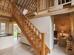 Beautifully Located Country House With Heated Pool