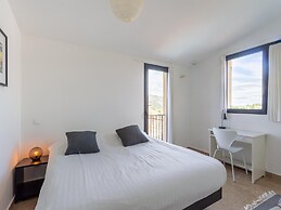 Villa in Malaucene With Mont Ventoux Views