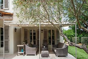 Villa in Gassin Near Saint Tropez Beaches