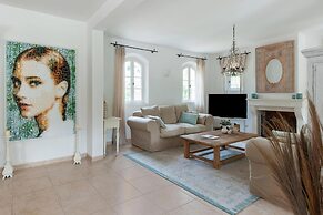 Villa in Gassin Near Saint Tropez Beaches