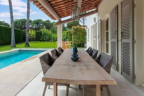 Villa in Gassin Near Saint Tropez Beaches