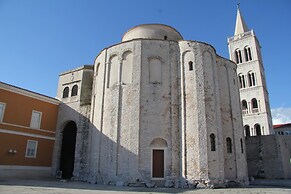 Apartment in Seline With Garden
