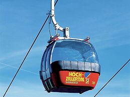 Charming Apartment in Uderns With Balcony