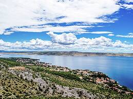 Modern Apartment in Starigrad Paklenica