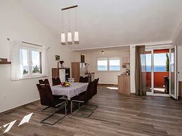 Modern Apartment in Starigrad Paklenica