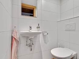 Spacious Apartment in Kappl