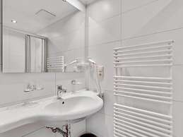 Spacious Apartment in Kappl