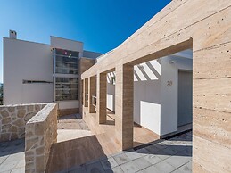 Luxurious Villa in Kozino With Fenced Garden