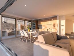 Luxurious Villa in Kozino With Fenced Garden