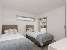 Luxurious Villa in Kozino With Fenced Garden