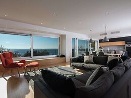 Luxurious Villa in Kozino With Fenced Garden