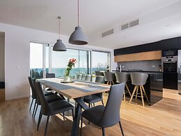 Luxurious Villa in Kozino With Fenced Garden