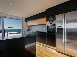 Luxurious Villa in Kozino With Fenced Garden