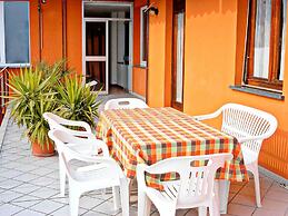 Belvilla by OYO Miralago Quattro - Piccolo 1