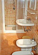 Belvilla by OYO Miralago Quattro - Piccolo 1