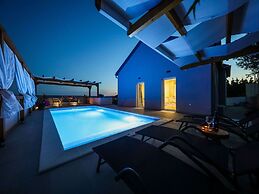 Holiday Home With Private Swimming Pool