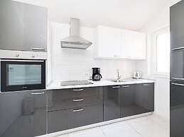 Spasious two Storey Holiday Home With Great Sea View Terrace