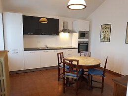 Apartment in a 19th Century Building, in the Hills With Stunning Views