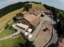 Apartment in a 19th Century Building, in the Hills With Stunning Views