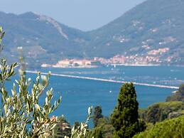 Luxurious Home Near the sea in Lerici