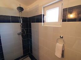 New Spacious Apartment Direct on the Beach