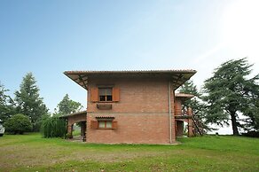 Exquisite Villa in Cesena With Sauna