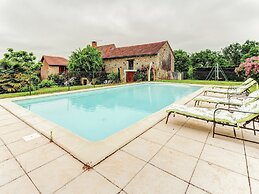 Comfortable Holiday Home With Private Pool