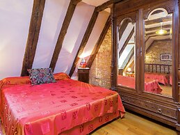 Comfortable Holiday Home With Private Pool