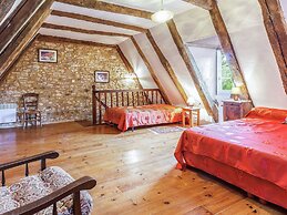 Comfortable Holiday Home With Private Pool