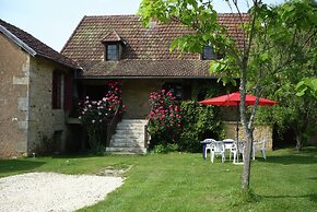 Comfortable Holiday Home With Private Pool