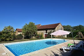 Comfortable Holiday Home With Private Pool