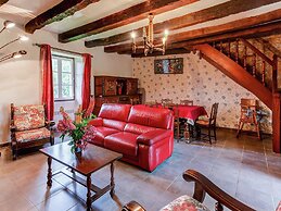 Comfortable Holiday Home With Private Pool