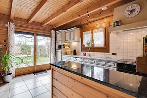 Nature Chalet in Abbevillers