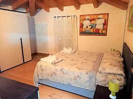 Marone Apartment With Pool