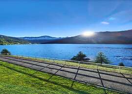 Flat in Villa With Pool and Lake View