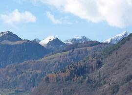 Flat in Villa With Pool and Lake View