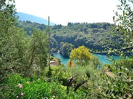 Cozy Holiday Home in Lerici near Sea