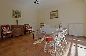 Mediterranean Garden Retreat