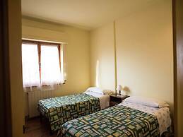 Belvilla by OYO Holiday Home in Pacaino With Pool