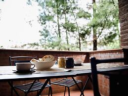 Belvilla by OYO Holiday Home in Pacaino With Pool