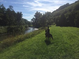 Vintage Holiday Home With Private Terrace