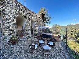 Relaxing Tuscan Home With Wifi