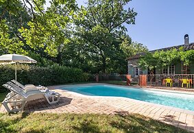 Stone House St Denis With Pool & Views
