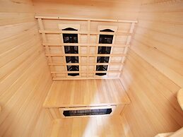 Lovely Holiday Home in Starigrad