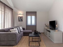 Gorgeous Villa With Pool and Terrace Surrounded by Nature