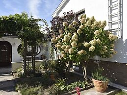 Vintage Bungalow in Neubukow in Meeresnaehe