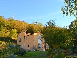 Belvilla by OYO Cozy Holiday Home With Pool